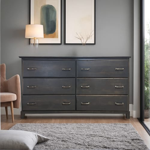 6 Drawer Dresser W/Solid Top & Solid Fronts.